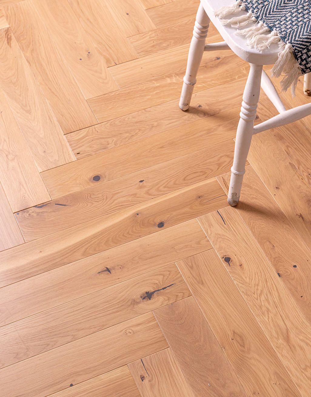 Carpenters Choice Herringbone Vanilla Oak (0.5m2 per pack)