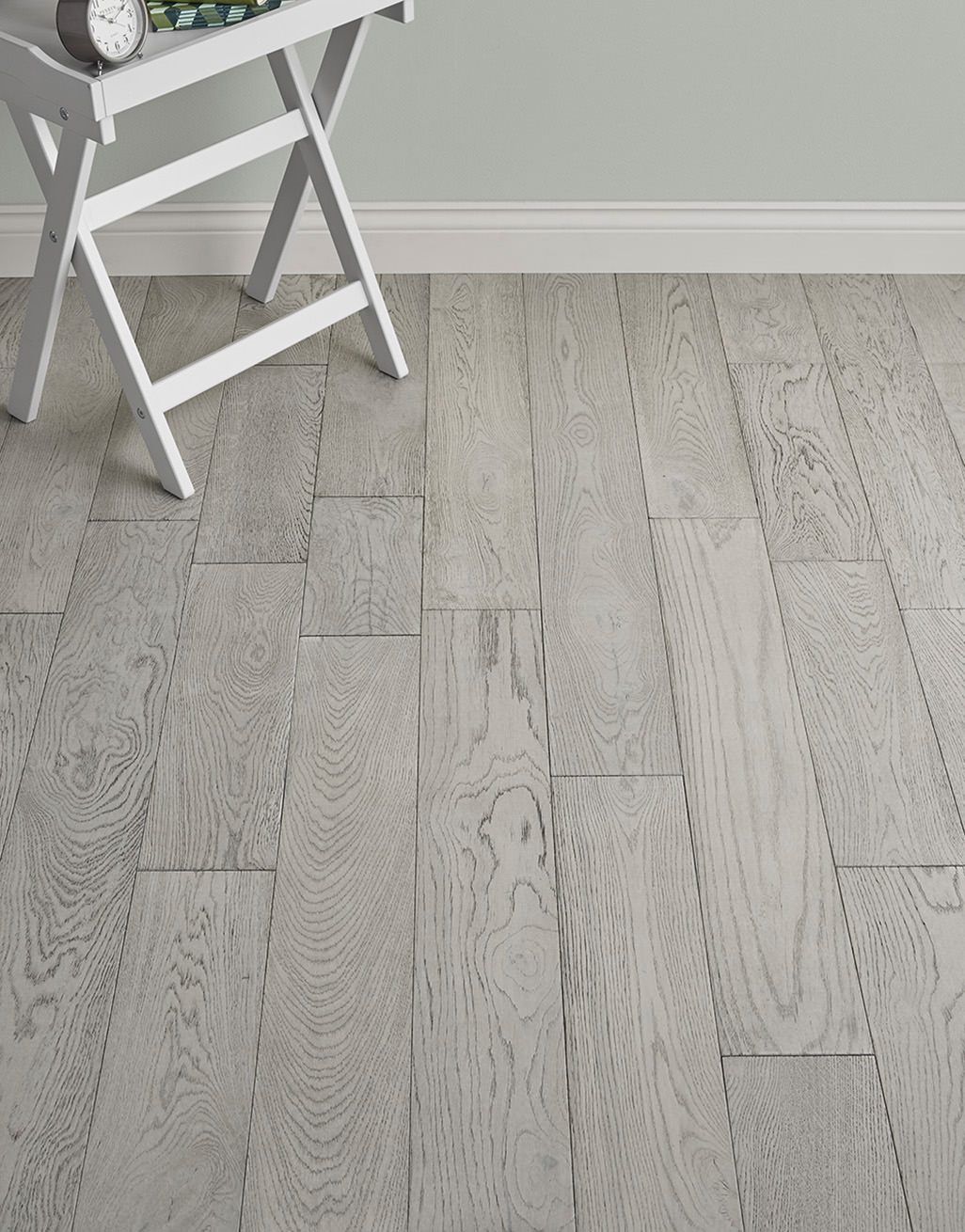 Loft Polar Oak Engineered Wood Flooring (1.44m2 per pack)