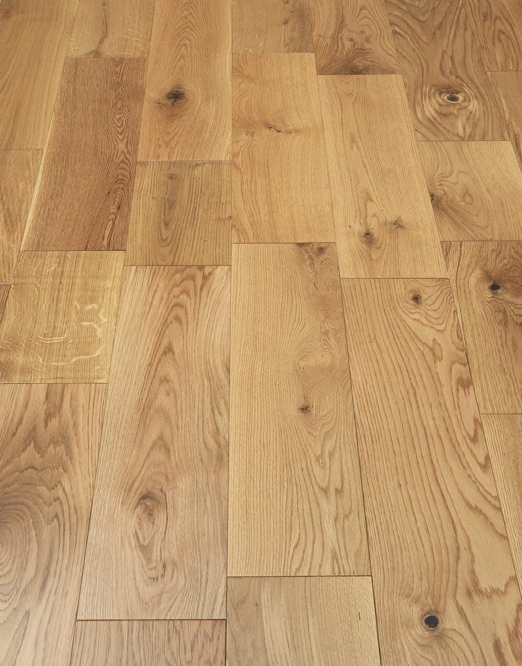 Manhattan Natural Oak Super Matt Lacquered (2.89m2 per pack)