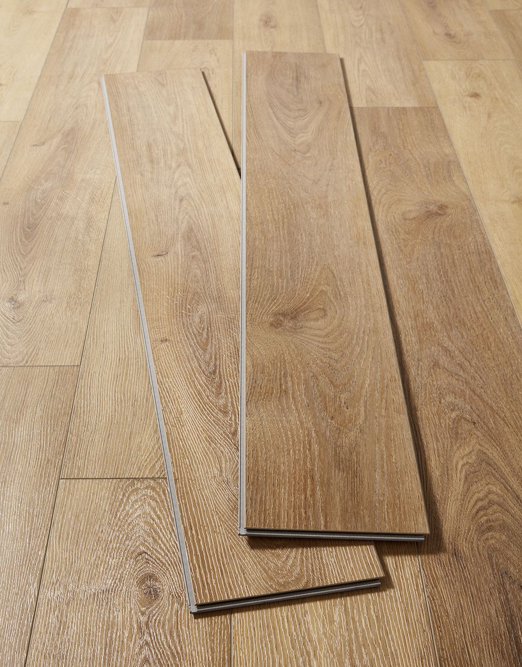 EvoCore Premium Sherwood Oak (1.31m2 per pack)