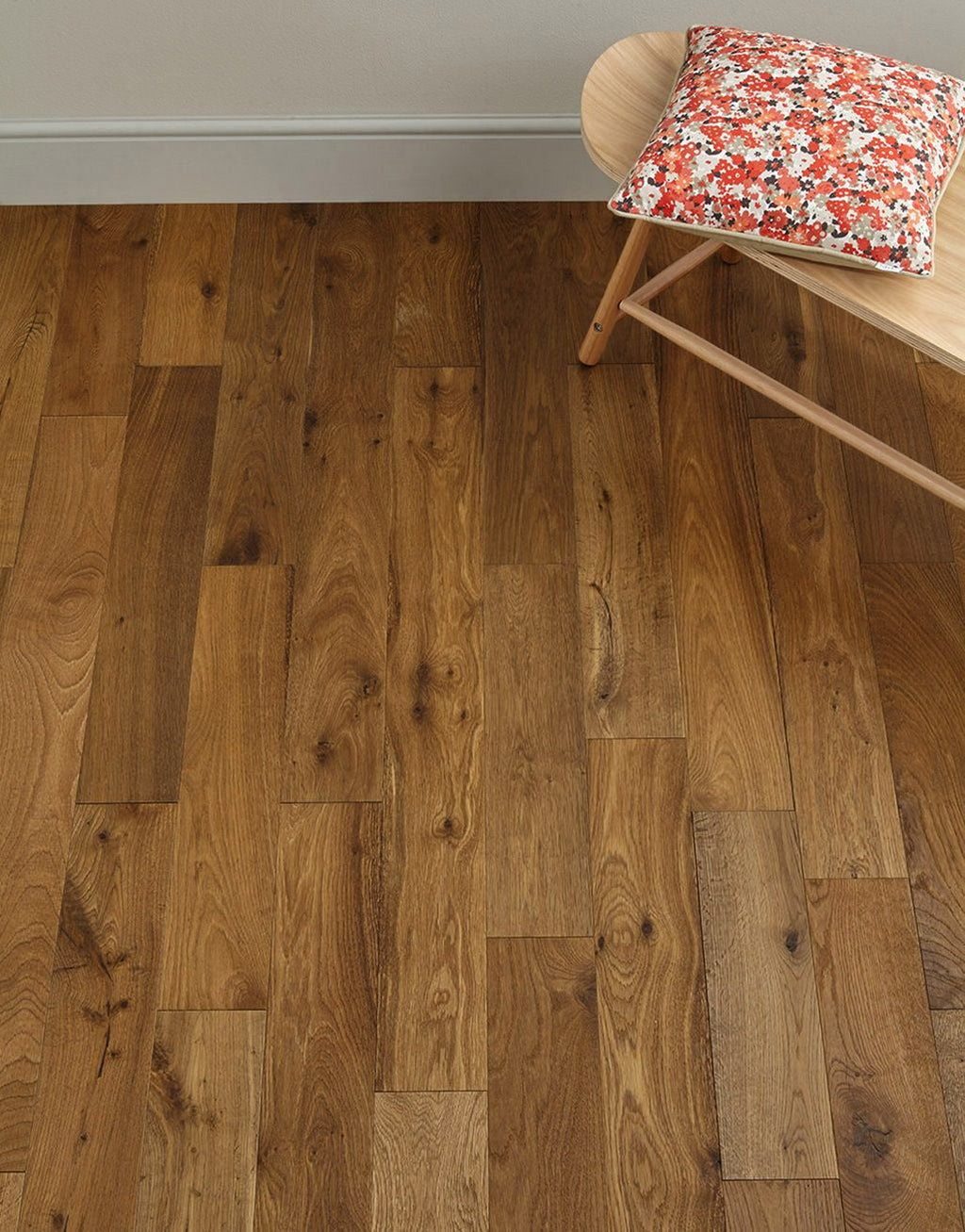 Studio Cottage Oak Brushed & Oiled (1.8m2 per pack)