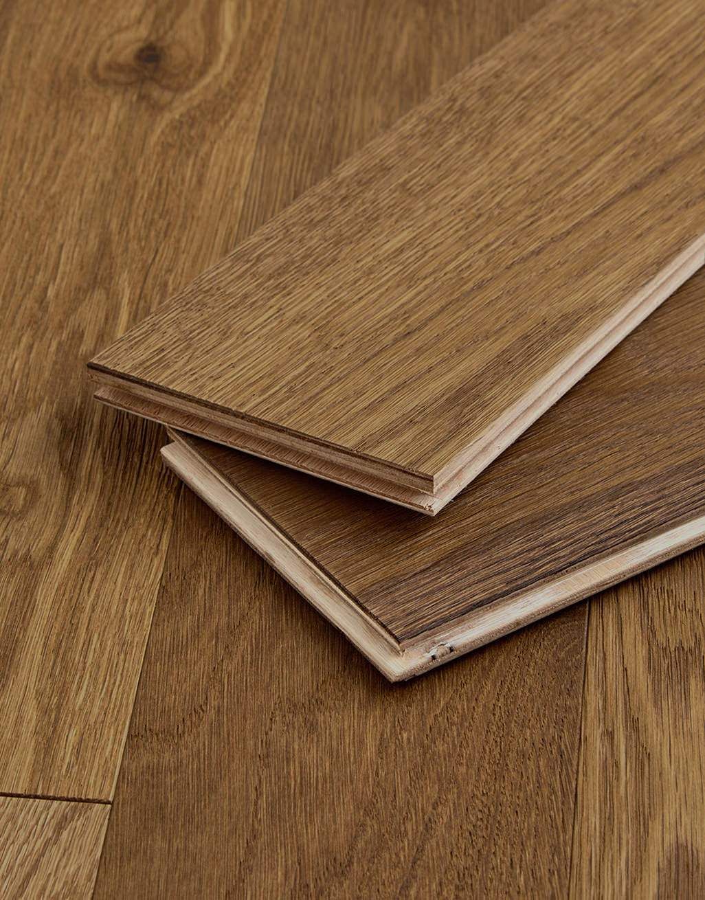 Studio Cottage Oak Brushed & Oiled (1.8m2 per pack)