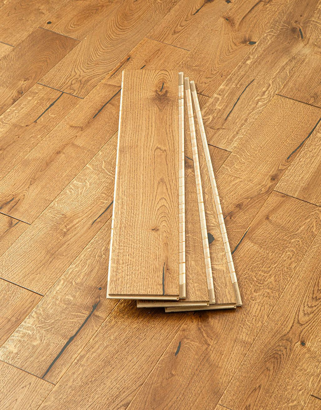 Carpenters Choice 130mm - Toffee Oak Engineered Wood (0.65m2 per pack)